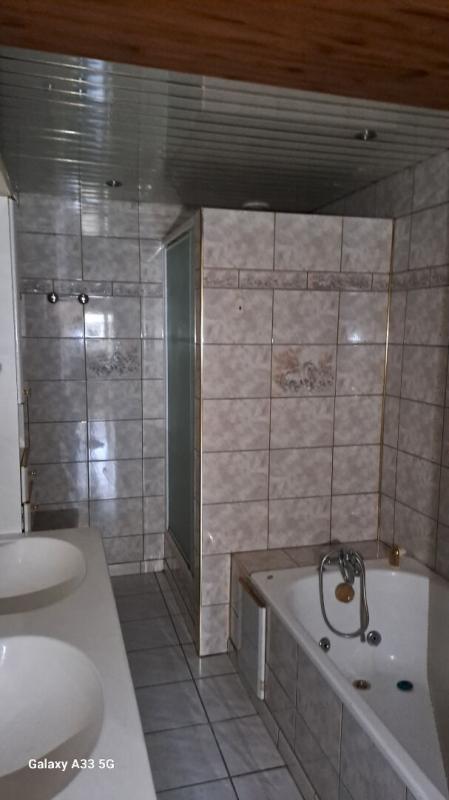 VIOMENIL Maison mitoyenne ( Viomenil  88260) 8