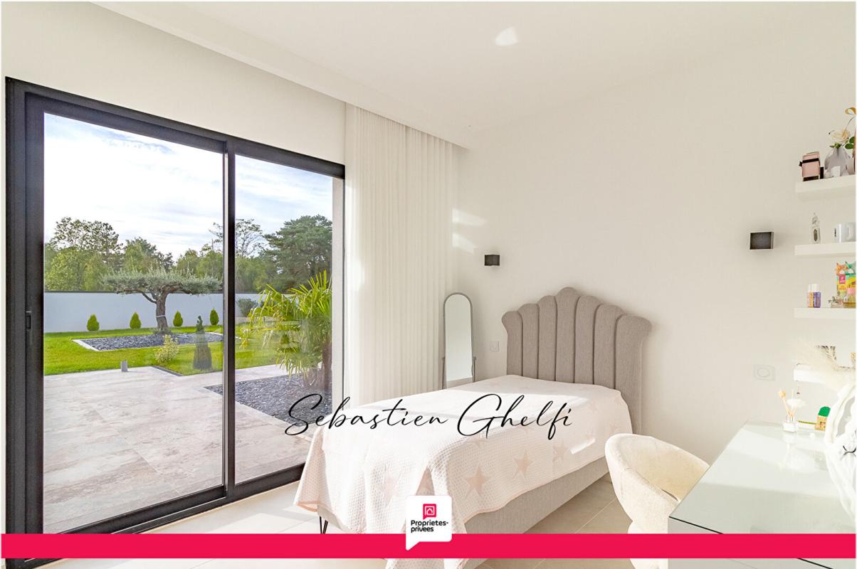 ROMORANTIN-LANTHENAY belle maison contemporaine avec 5 chambres-piscine-grand garage 14