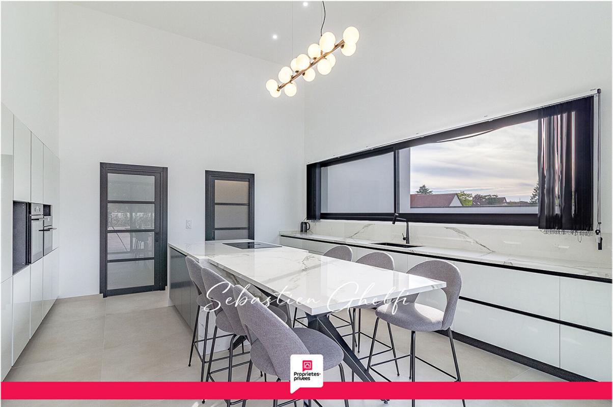 ROMORANTIN-LANTHENAY belle maison contemporaine avec 5 chambres-piscine-grand garage 8