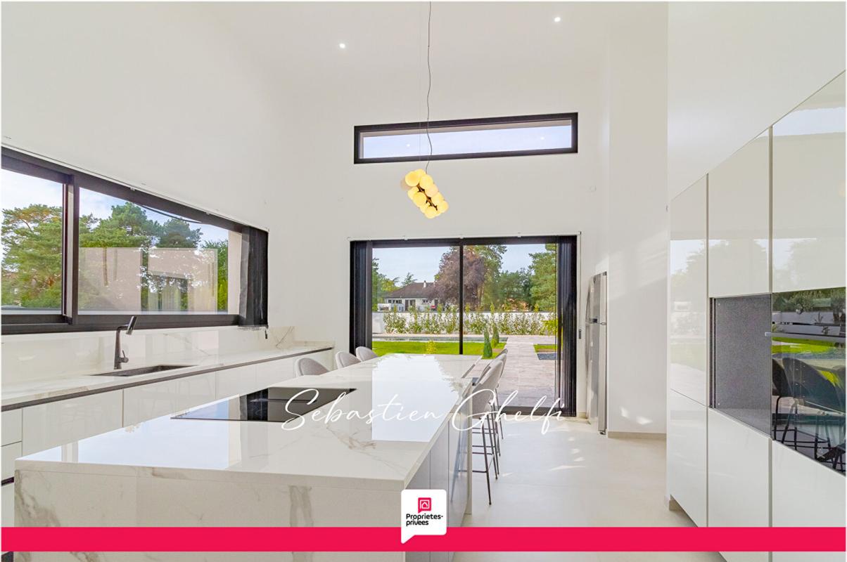 ROMORANTIN-LANTHENAY belle maison contemporaine avec 5 chambres-piscine-grand garage 9