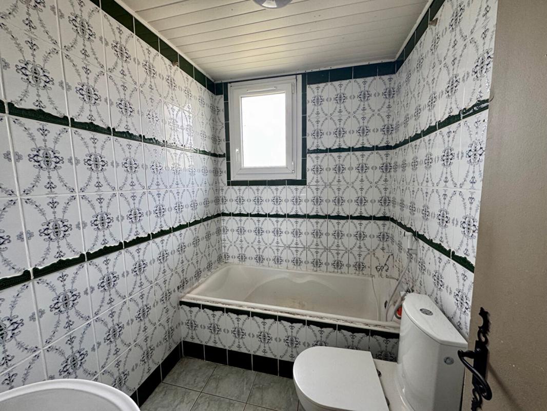 NAUCELLE Maison Naucelle 5 pièce(s) 100 m2 avec terrain constructible 8