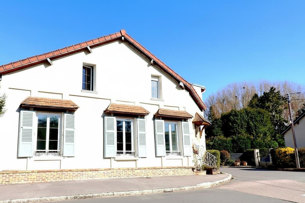 MOUY MOUY 60250 - Maison 4 chambres de 132m² sans jardin 11