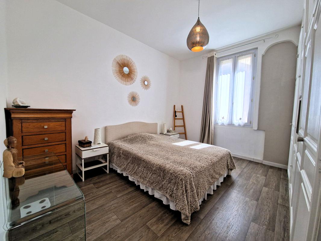 CHATEAURENARD Maison Chateaurenard 10 pièce(s) 202 m2 8