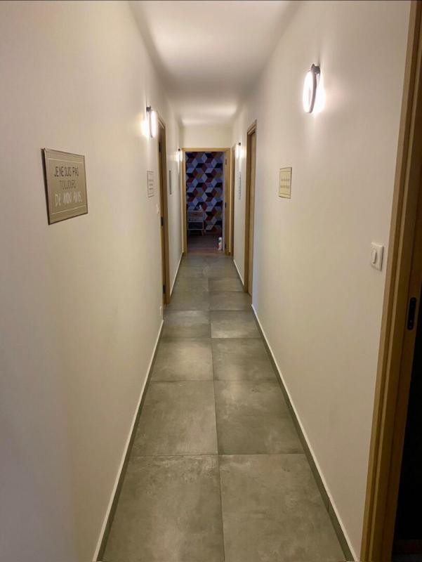 CONDAT-SUR-VIENNE Maison Condat Sur Vienne 8 pièce(s) 266 m2 11