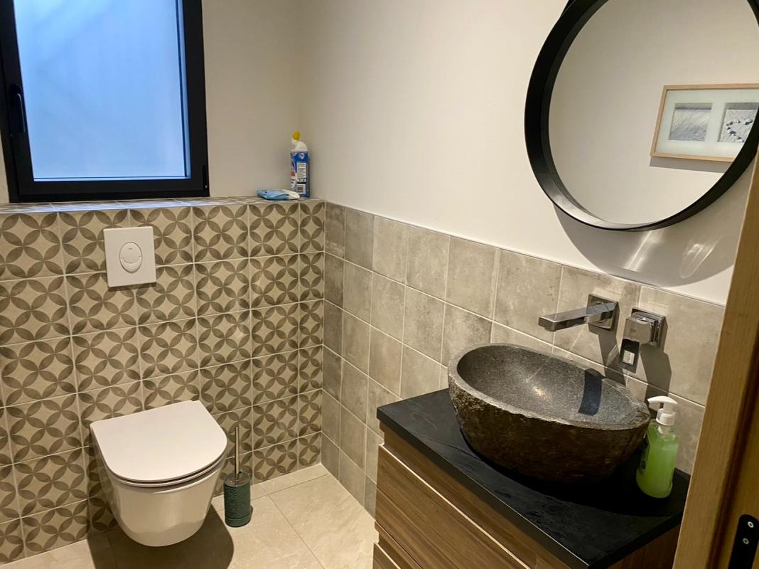 CONDAT-SUR-VIENNE Maison Condat Sur Vienne 8 pièce(s) 266 m2 12