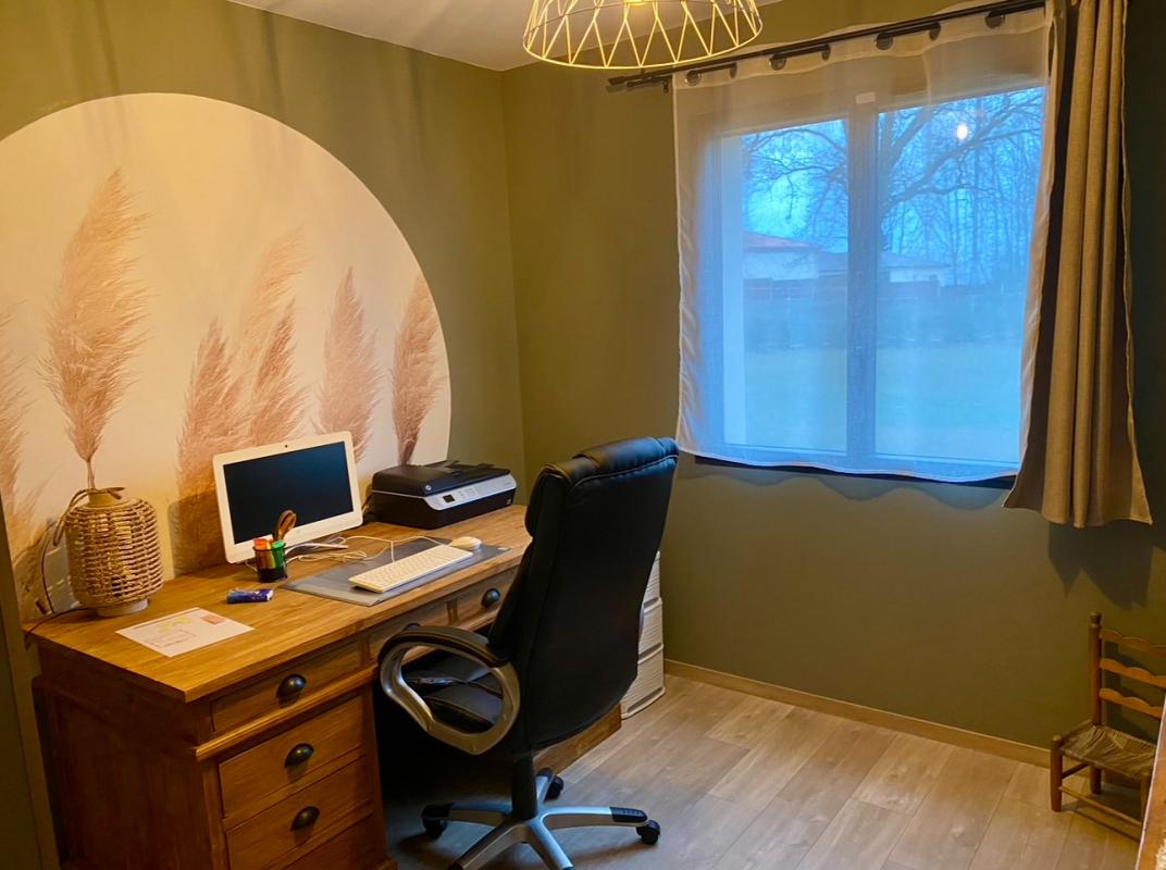 CONDAT-SUR-VIENNE Maison Condat Sur Vienne 8 pièce(s) 266 m2 9