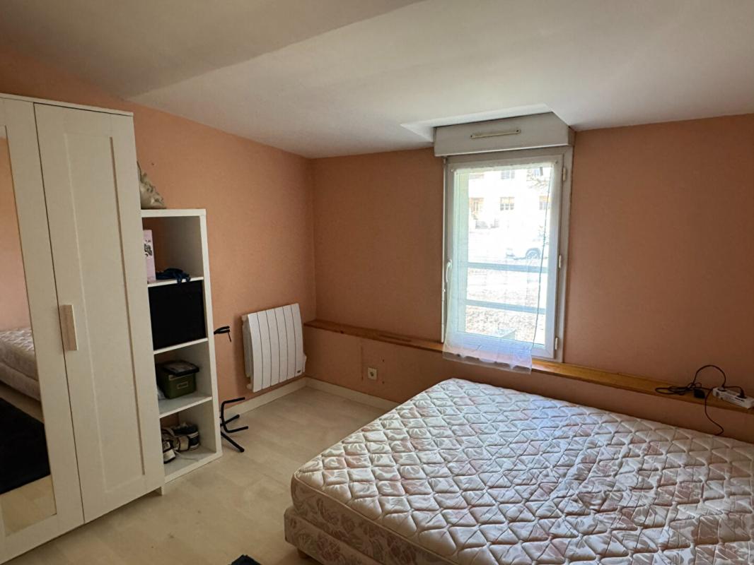 CREON CREON CENTRE 9