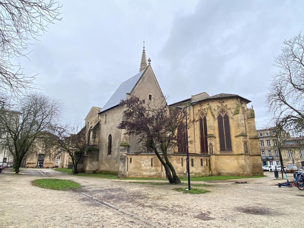 BORDEAUX Charmant appartement T4 Place Ste Eulalie à Bordeaux 12