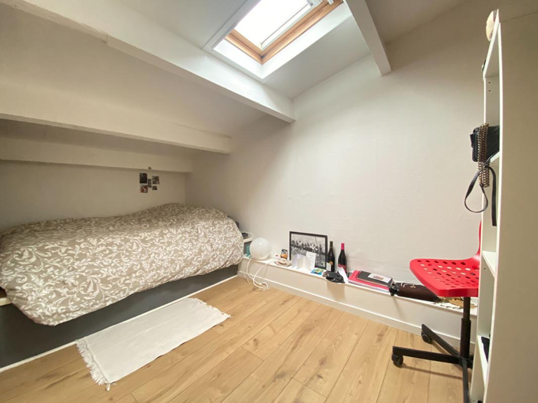 BORDEAUX Charmant appartement T4 Place Ste Eulalie à Bordeaux 6