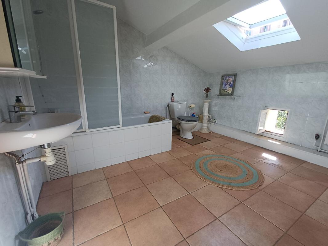 PERPIGNAN Appartement T4 dans maison bourgeoise dans le quartier recherché des auteurs à Perpignan 15