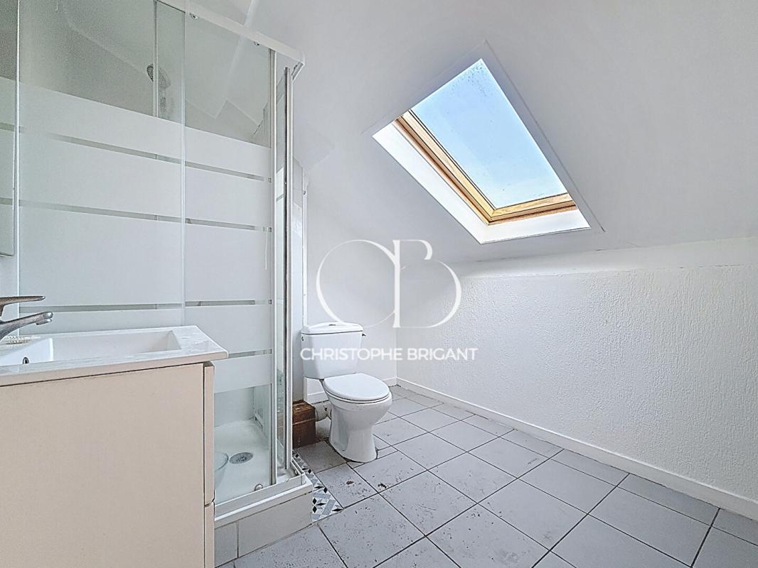 VILLEJUIF Maison Villejuif 10 pièce(s) 240 m2 10