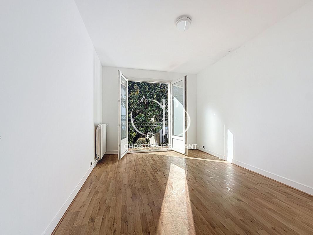 VILLEJUIF Maison Villejuif 10 pièce(s) 240 m2 6