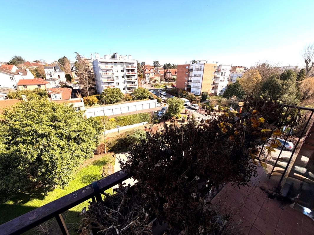 ENGHIEN-LES-BAINS Appartement Enghien Les Bains 3 pièce(s) 62,32 m2 7