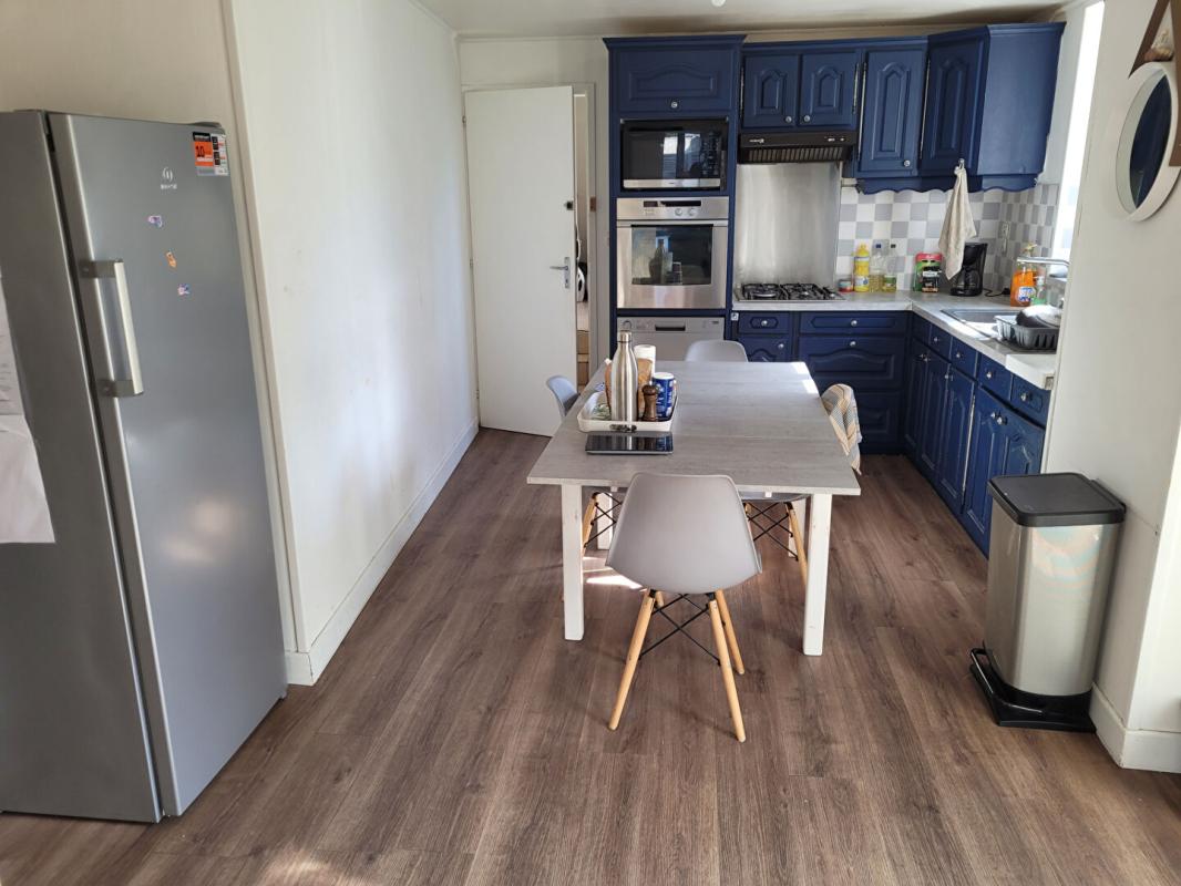 FONTENAY-LE-COMTE Maison Fontenay Le Comte 6 pièce(s) 164.58 m2 10