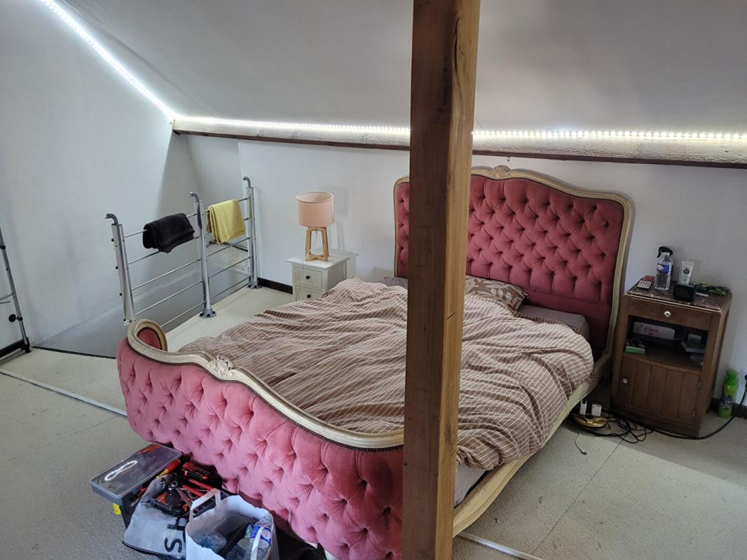 FONTENAY-LE-COMTE Maison Fontenay Le Comte 6 pièce(s) 164.58 m2 3