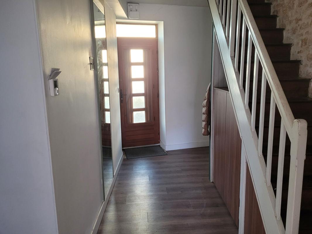 FONTENAY-LE-COMTE Maison Fontenay Le Comte 6 pièce(s) 164.58 m2 9