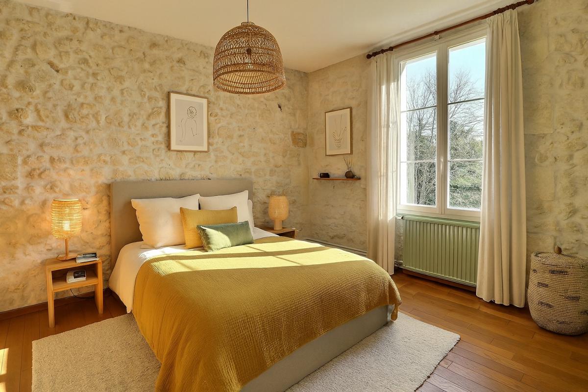 LE TAILLAN-MEDOC Maison en pierre 3 chambres 9