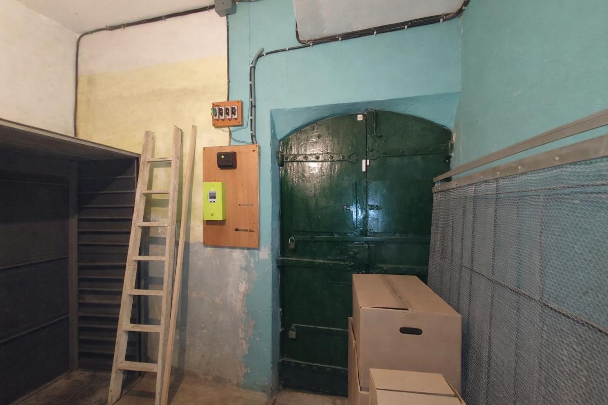 NARBONNE Narbonne Centre : Maison de Caractère de 171 m²  - T8  -  R+2 - avec Cour-Parking et Toit-Terrasse 14