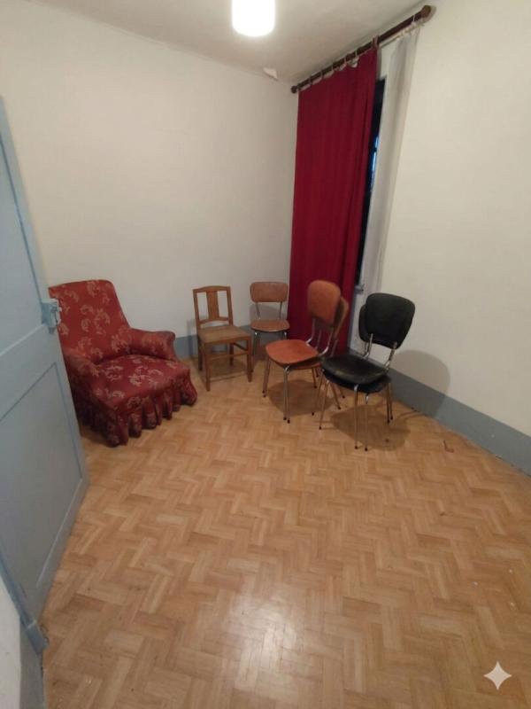 NARBONNE Narbonne Centre : Maison de Caractère de 171 m²  - T8  -  R+2 - avec Cour-Parking et Toit-Terrasse 16