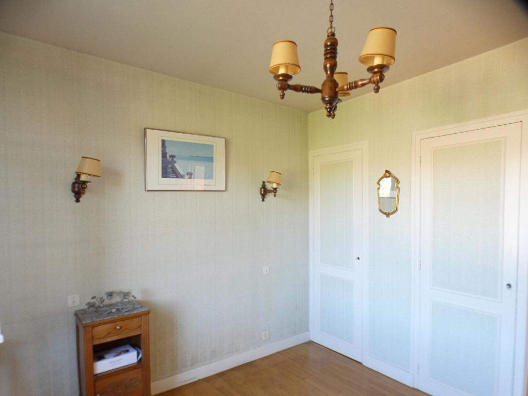 TERRASSON-LAVILLEDIEU Maison Terrasson Lavilledieu 3 chambres garge et jardin 10