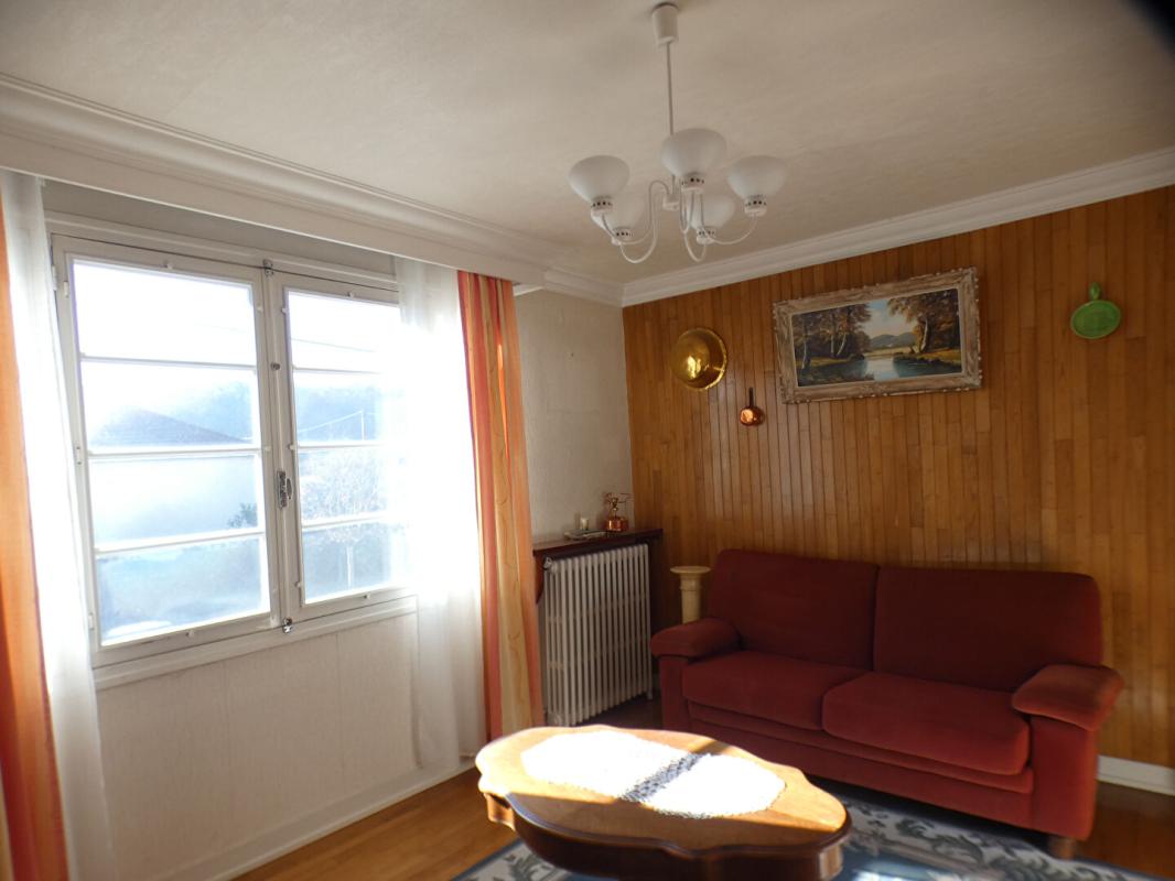 TERRASSON-LAVILLEDIEU Maison Terrasson Lavilledieu 3 chambres garge et jardin 7