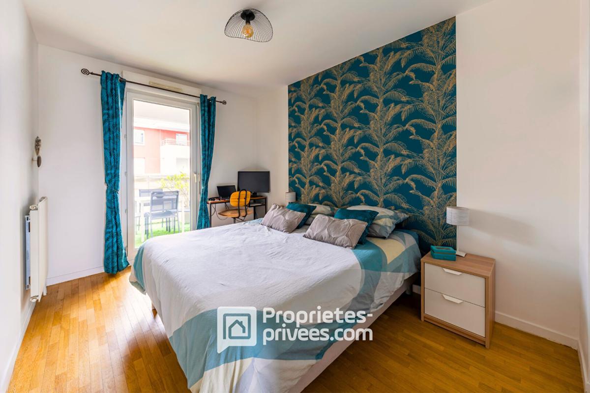 MASSY Bel appartement lumineux de 5 pièces sur Massy-Atlantis 10