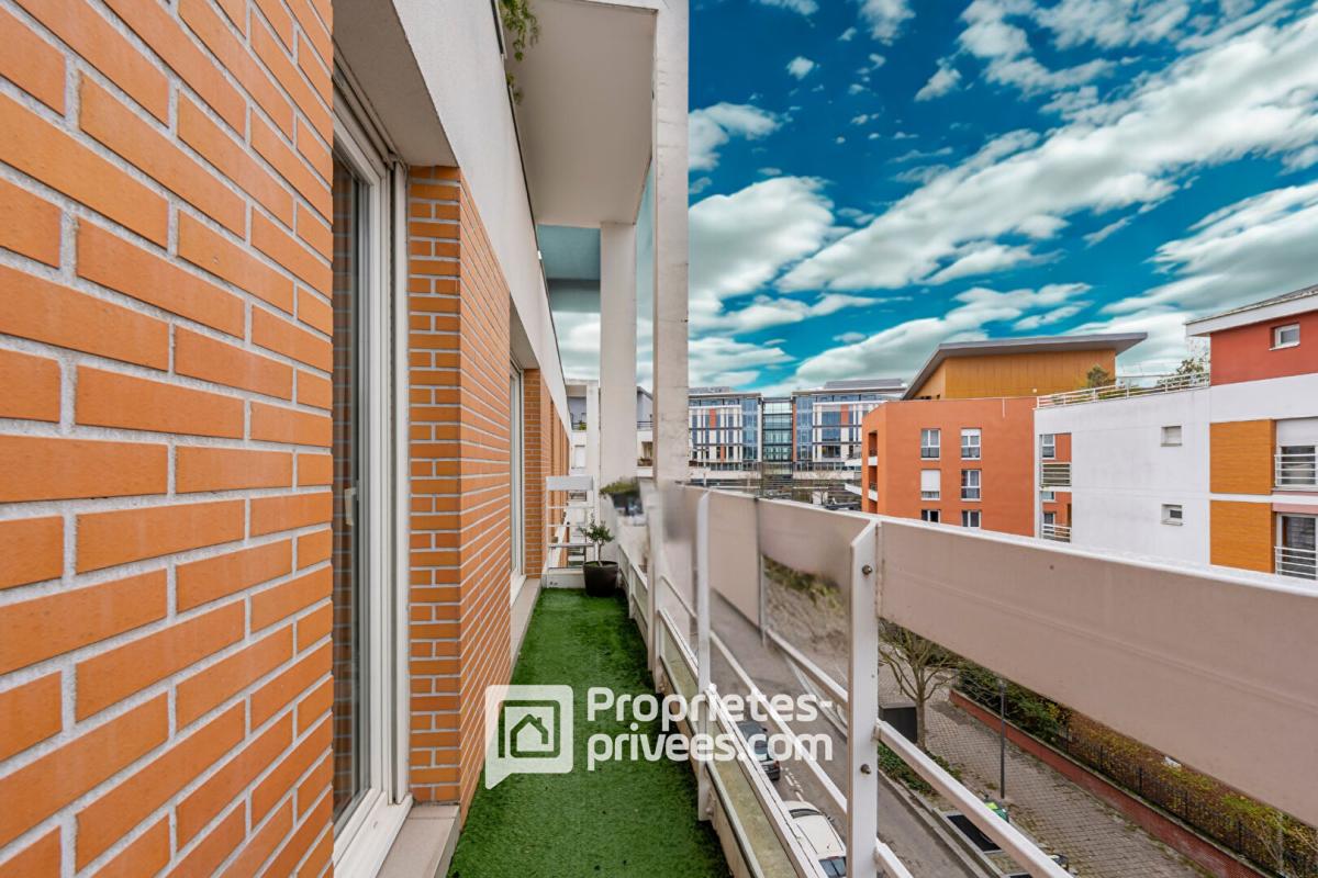 MASSY Bel appartement lumineux de 5 pièces sur Massy-Atlantis 15