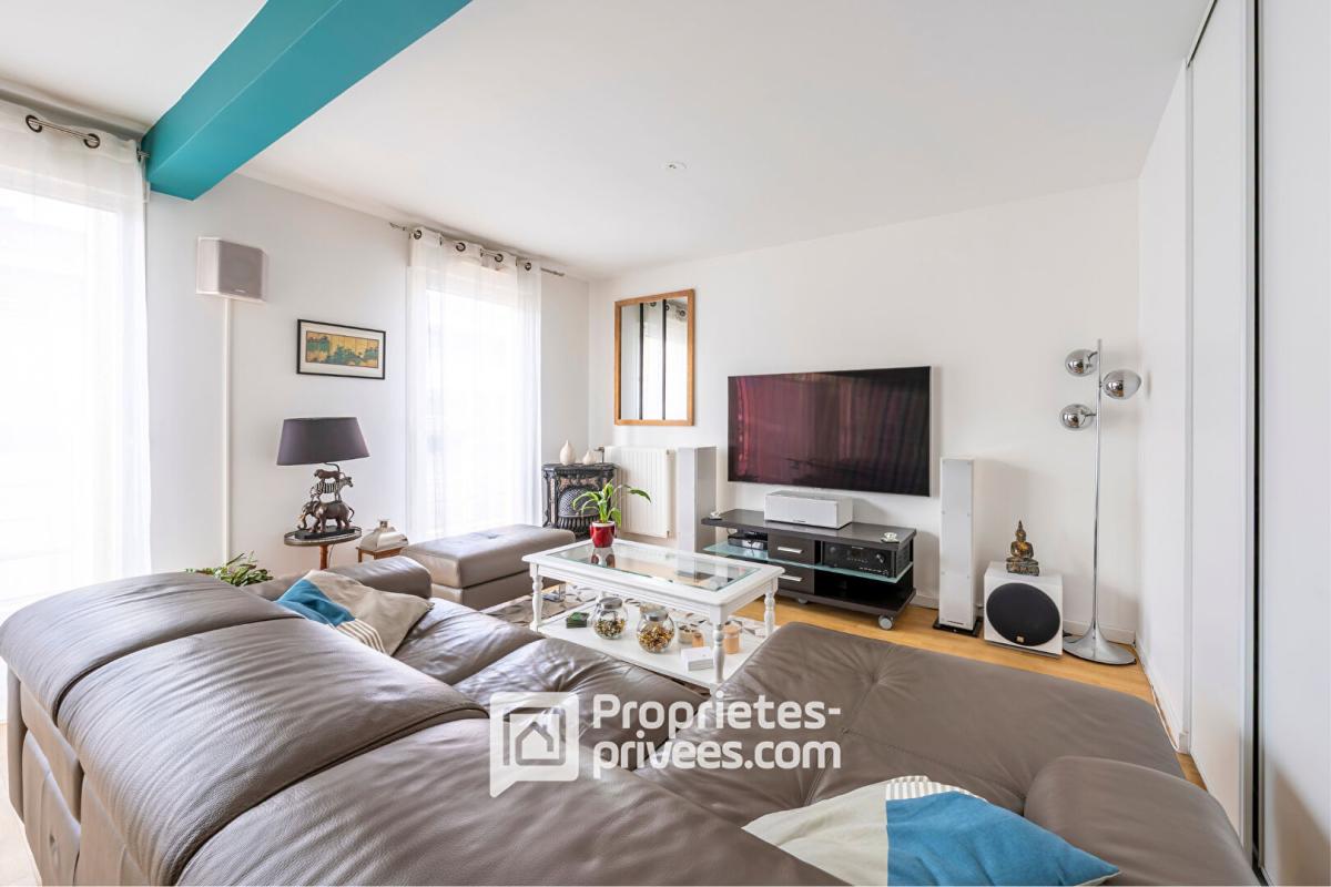 MASSY Bel appartement lumineux de 5 pièces sur Massy-Atlantis 4