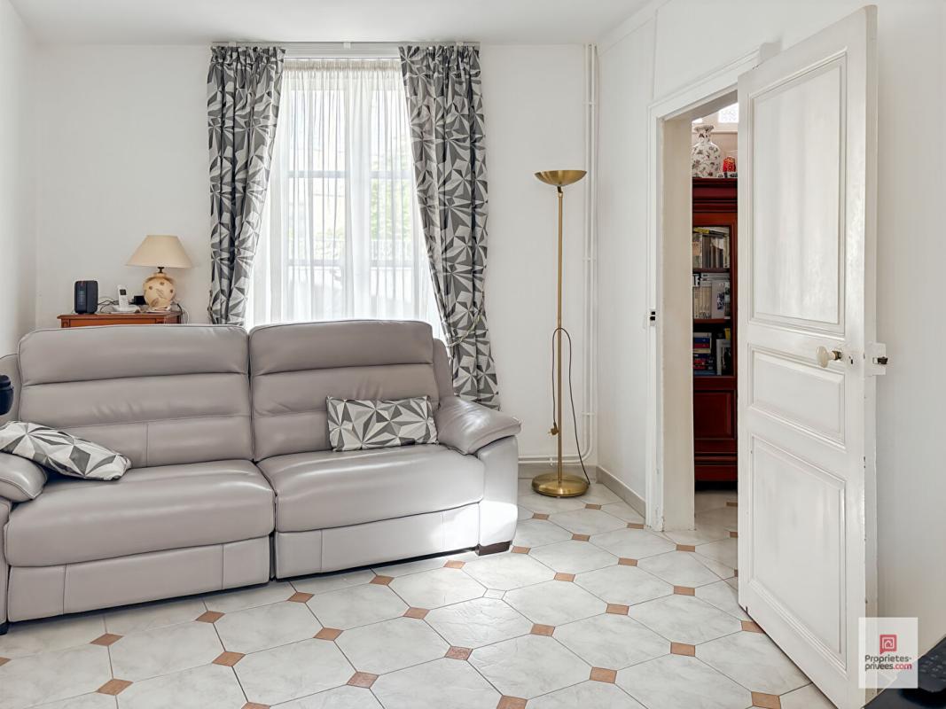 LA FLECHE Maison de Maitre - La Fleche 9 pièce(s) 244 m2 6