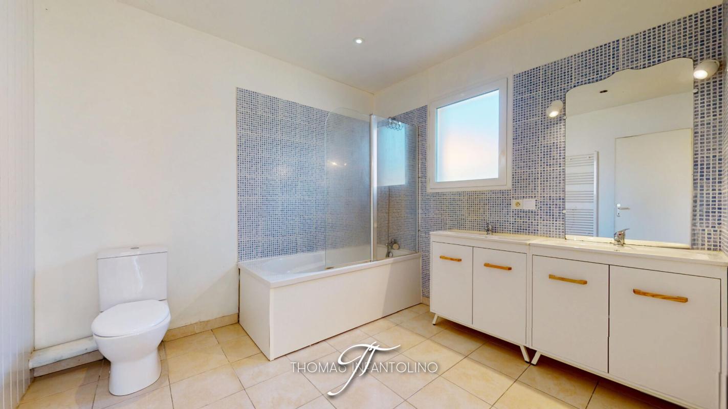 LADERN-SUR-LAUQUET EN EXCLUSIVITE - MAISON 4 FACES - 4 CHAMBRES - BUREAU - GARAGE 10