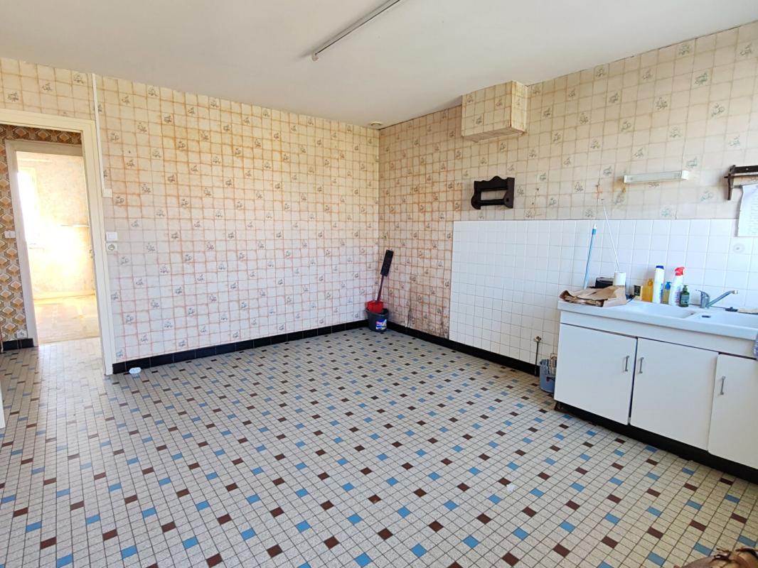 NUAILLE-D'AUNIS Nuaillé d'aunis 17540 ; maison de 104 m2, 4 chambres, parcelle de 604 m2 7