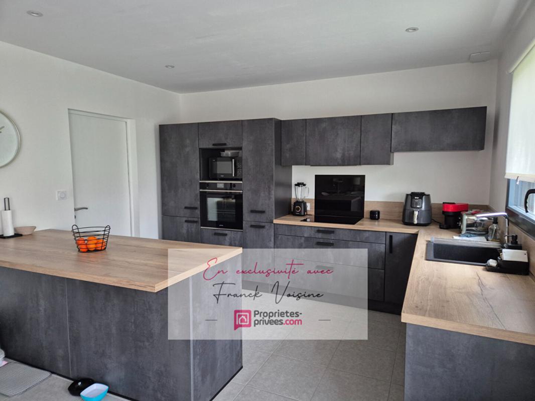 LE BOUPERE A VENDRE en Exclusivité au Boupère, Maison de 90 m2 env avec 3 chambres sur une parcelle de 445 m2 env 2