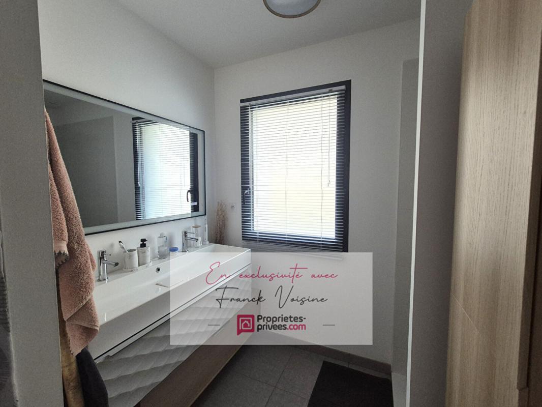 LE BOUPERE A VENDRE en Exclusivité au Boupère, Maison de 90 m2 env avec 3 chambres sur une parcelle de 445 m2 env 5