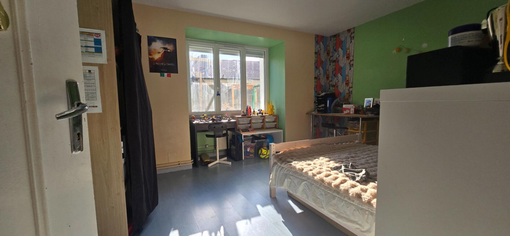 FRASNE-LE-CHATEAU ?Maison en pierre 146m² rénovée situé à Frasne-le-Château 10