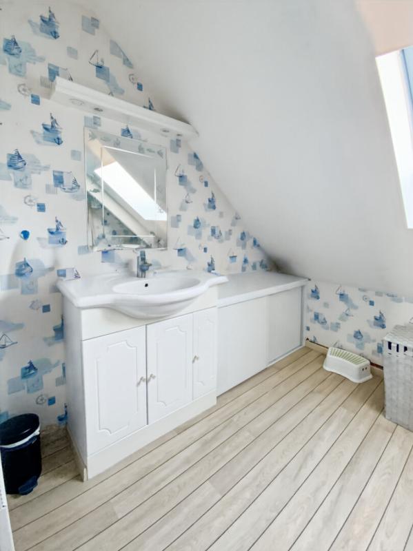 GRANVILLE Maison proche  Granville 8 pièce(s) 165m2 au calme 17