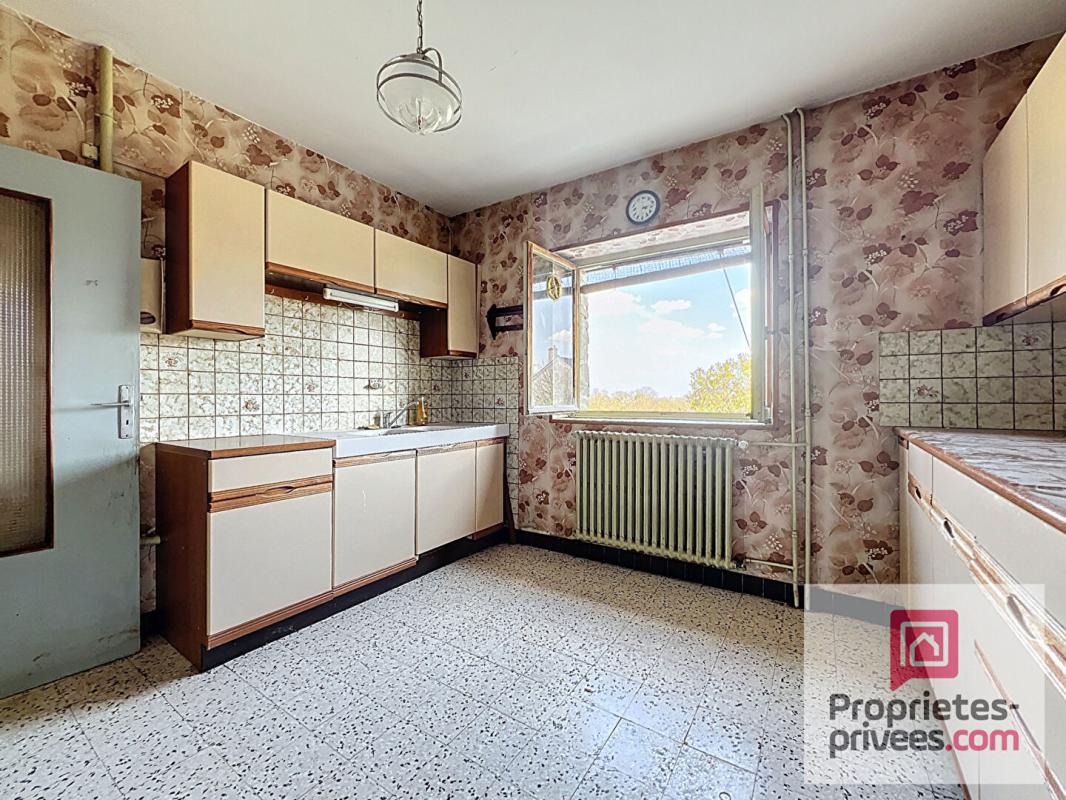 RUFFEY-LES-ECHIREY Maison/ Immeuble à rénover Ruffey Les Echirey 237,50 m2 13