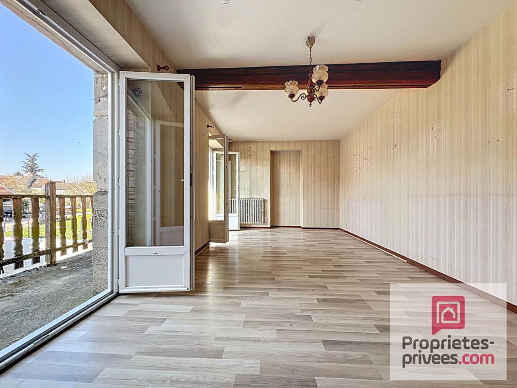 RUFFEY-LES-ECHIREY Maison/ Immeuble à rénover Ruffey Les Echirey 237,50 m2 7