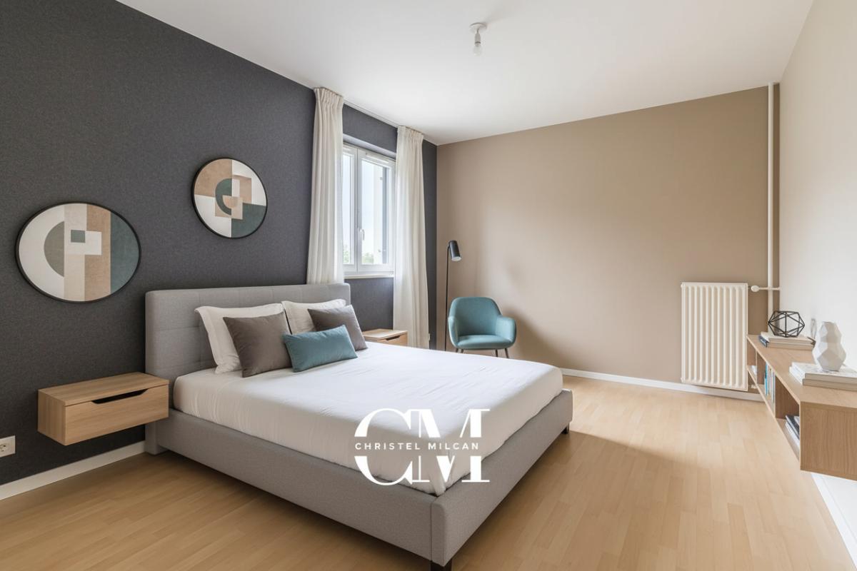 LE BOUSCAT Appartement Le Bouscat centre  4 pièces 86 m2 parking et balcon 12