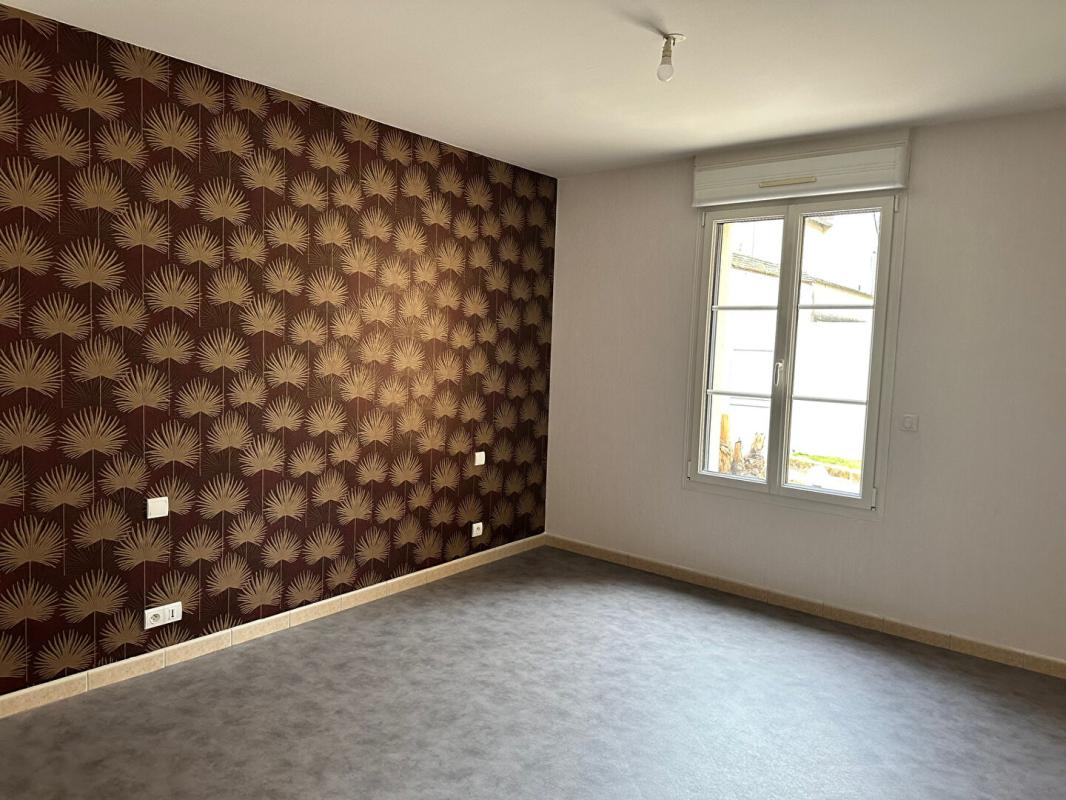 LA FERTE-BERNARD Belle maison familiale à La Ferte Bernard 7 pièces 183 m2 14