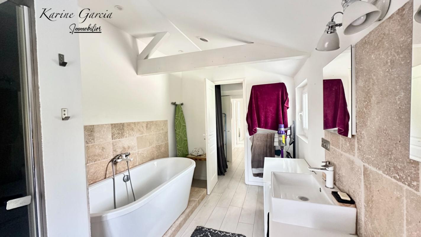 SANARY-SUR-MER SANARY SUR MER - APPARTEMENT DE TYPE 3 - PARKING PRIVATIF 11