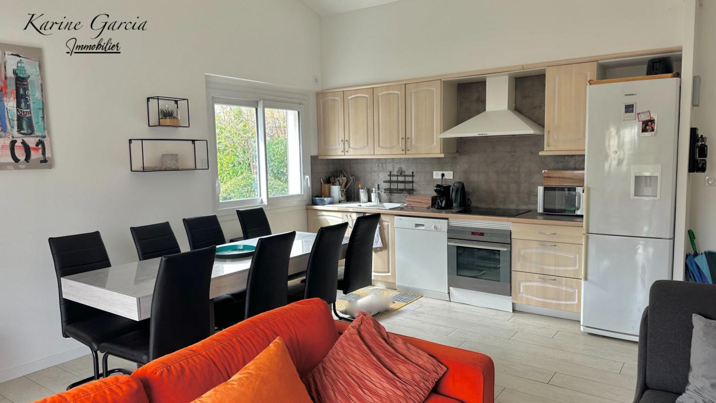 SANARY-SUR-MER SANARY SUR MER - APPARTEMENT DE TYPE 3 - PARKING PRIVATIF 16