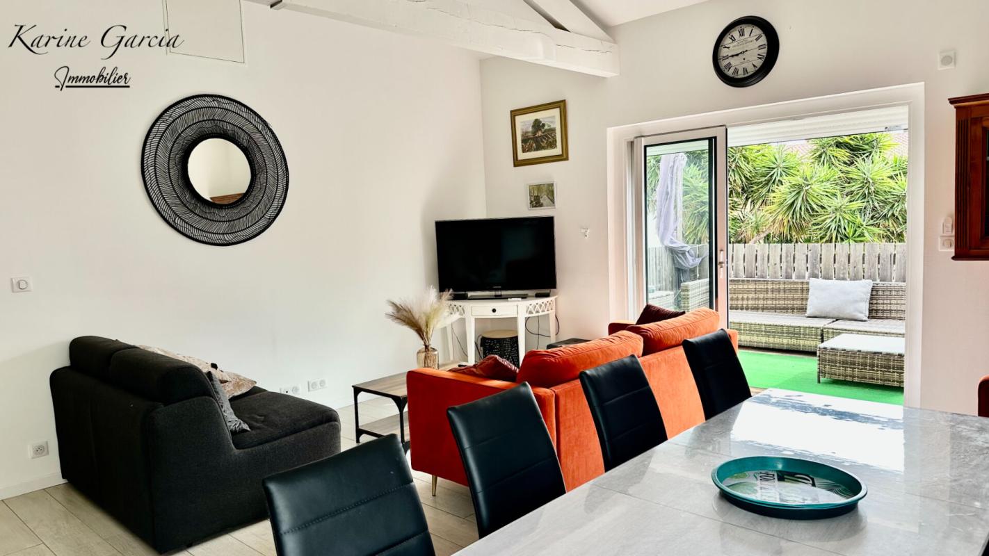 SANARY-SUR-MER SANARY SUR MER - APPARTEMENT DE TYPE 3 - PARKING PRIVATIF 2