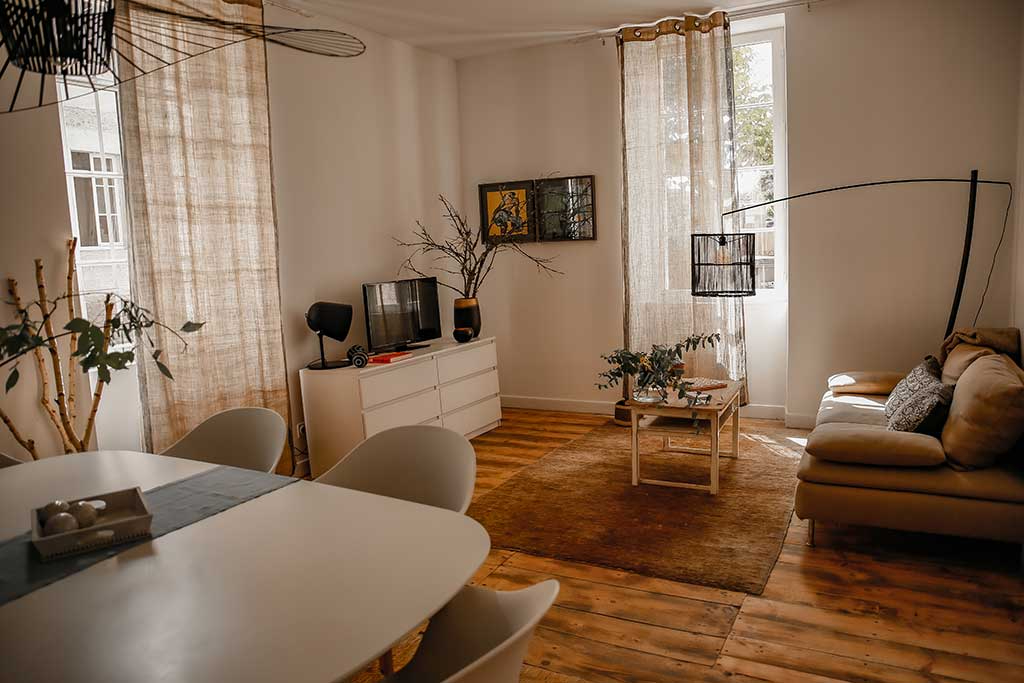 SAUTERNES Magnifique propriété rénovée et jardin paysager au coeur de Sauternes 14