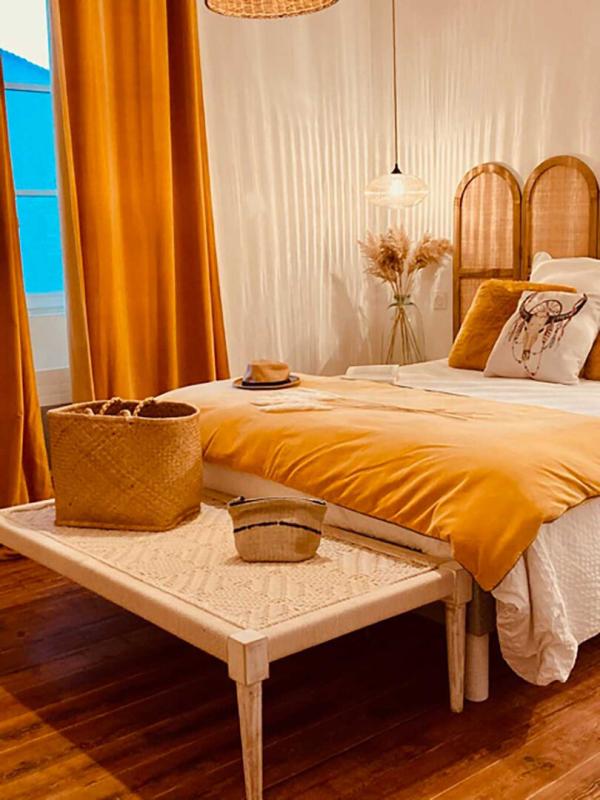 SAUTERNES Magnifique propriété rénovée et jardin paysager au coeur de Sauternes 17