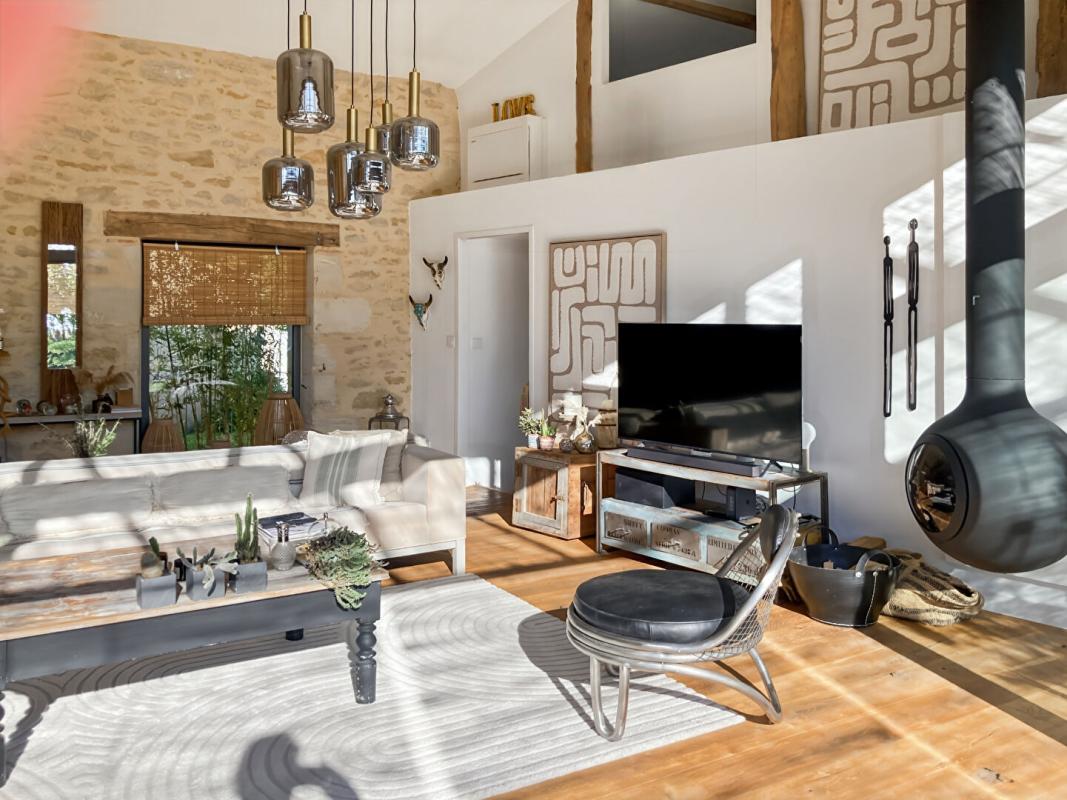 SAUTERNES Magnifique propriété rénovée et jardin paysager au coeur de Sauternes 3