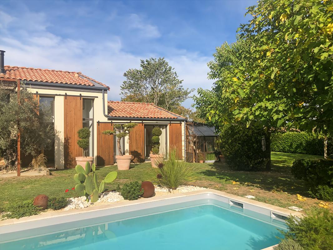 SAUTERNES Magnifique propriété rénovée et jardin paysager au coeur de Sauternes 7