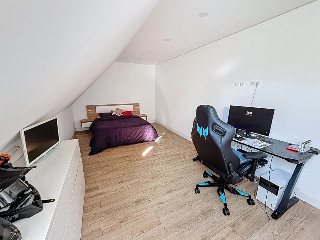 MILLAM Maison Millam 7 pièce(s) 255 m2 13