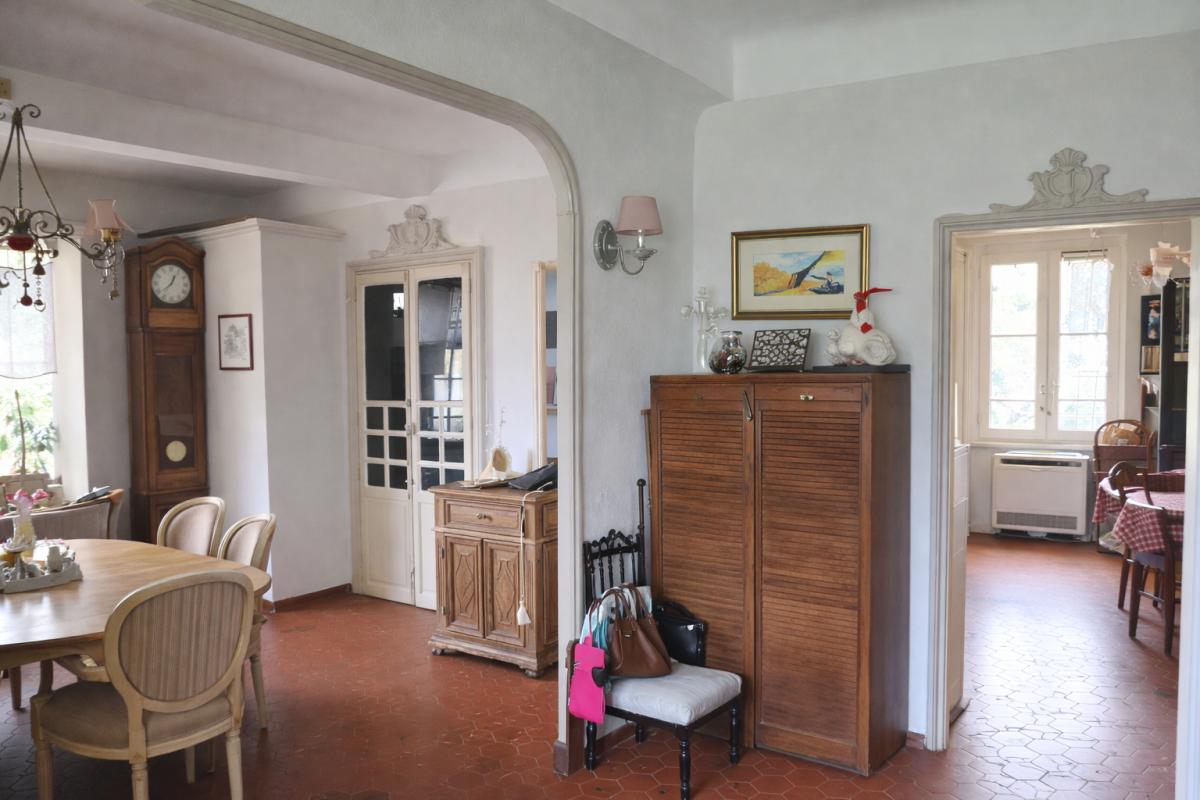 LA MOTTE Maison de maître de caractère au coeur de la Provence - La Motte 10