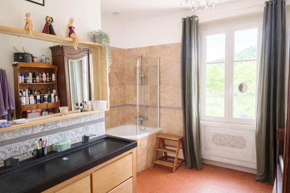 LA MOTTE Maison de maître de caractère au coeur de la Provence - La Motte 15