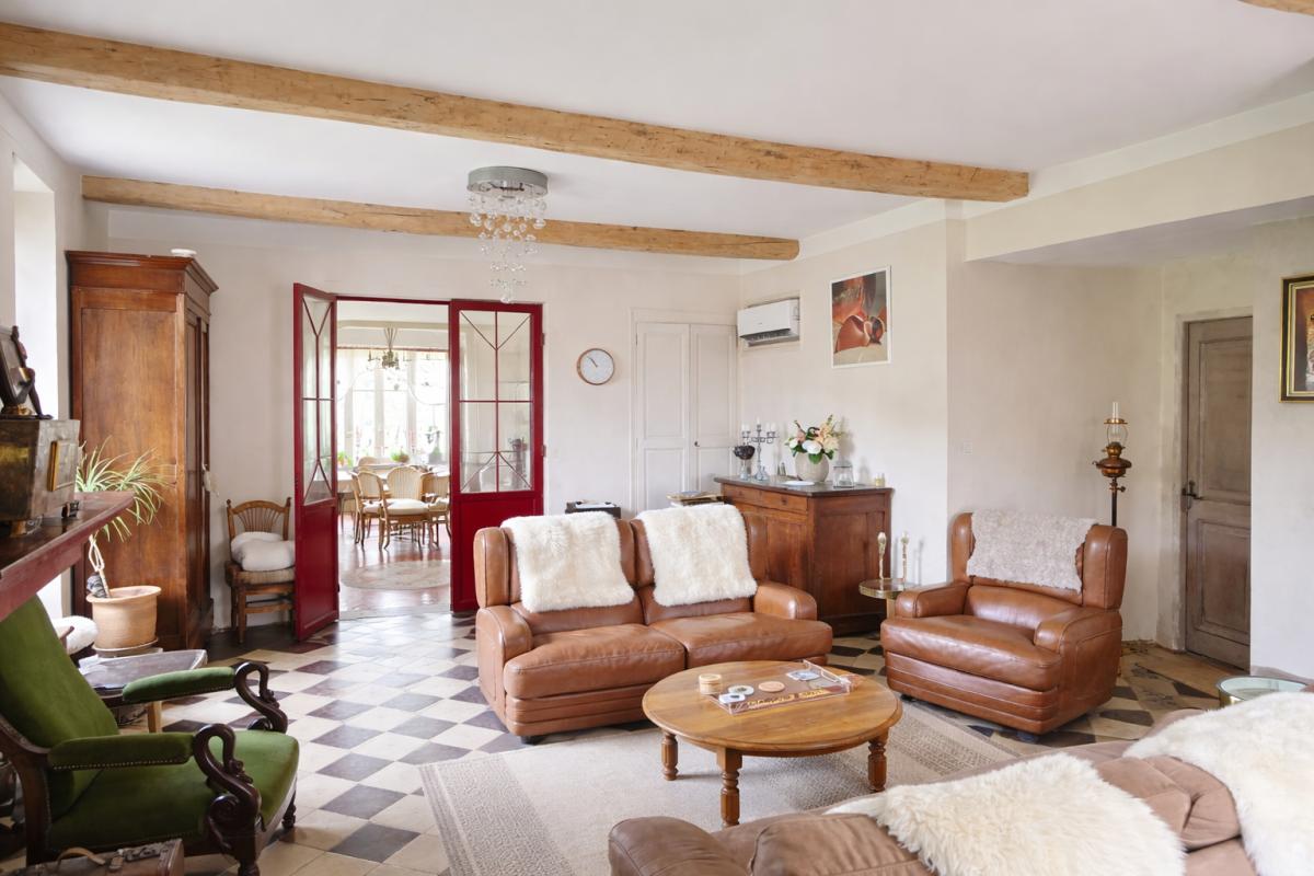 LA MOTTE Maison de maître de caractère au coeur de la Provence - La Motte 8